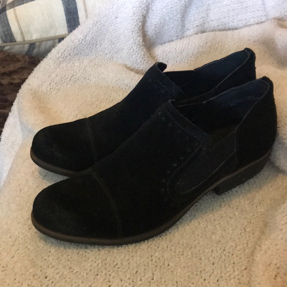 KORKS Black Suede Women’s Slip-On Booties Size 7
